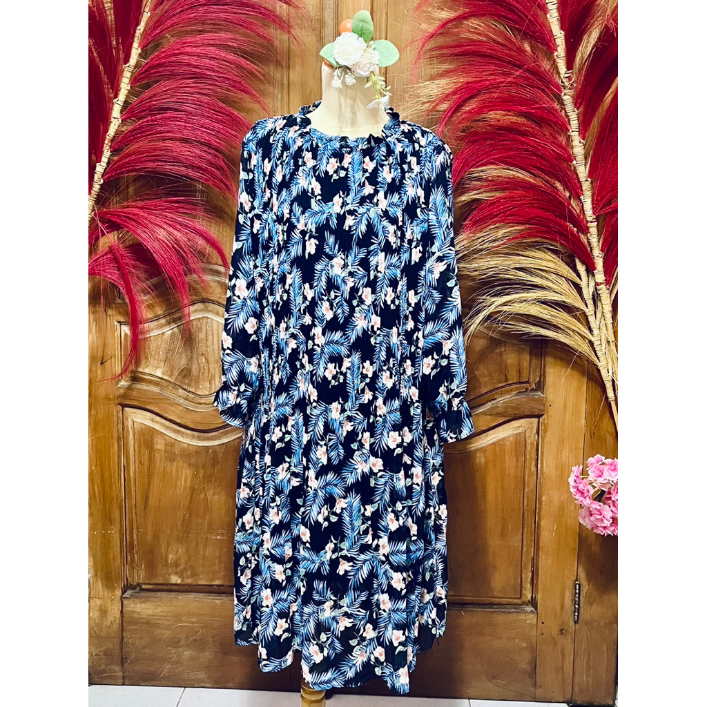 Dress Tunik Sifon Plisket Bunga