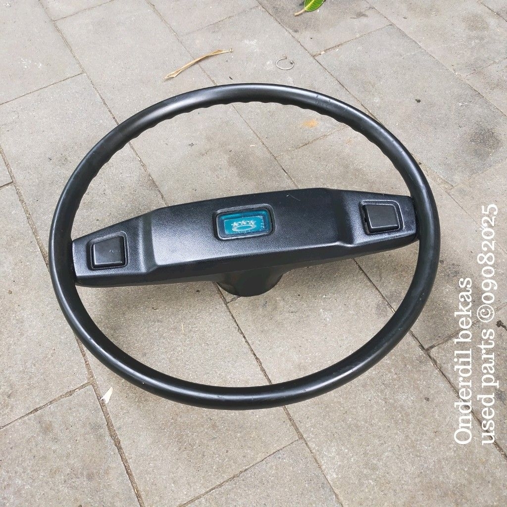 stir steering wheel Toyota Corolla ke30 tahun 1979