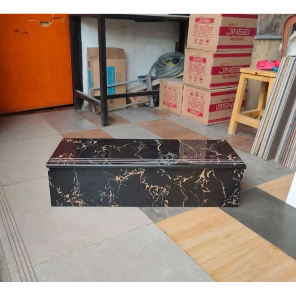 Granit anak tangga 30x80 20x80 dabel bevel cat hitam glosy motip hitam corak emas stepnosing bullnos