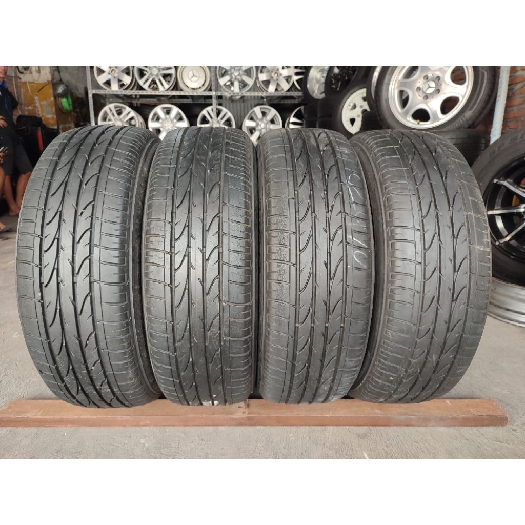 Ban 215/60 R17 Bridgestone Alenza