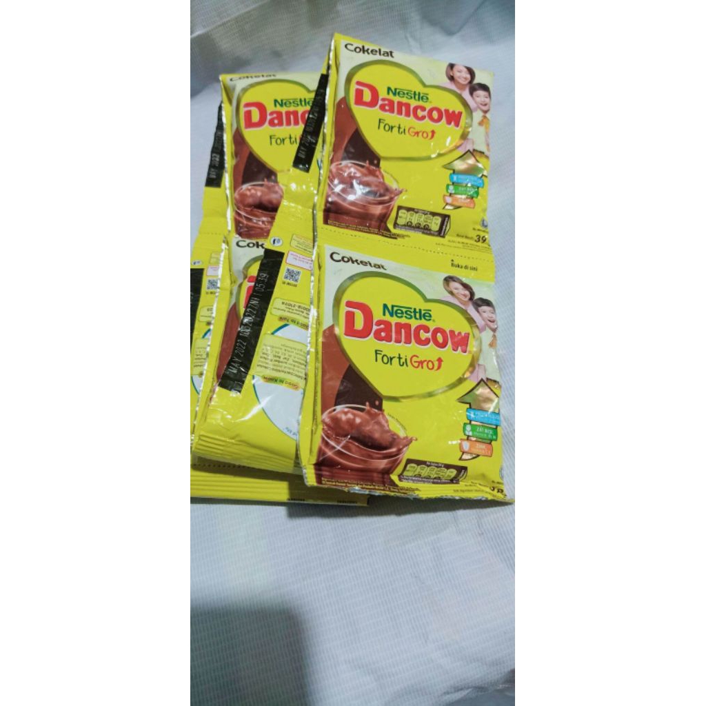 

Susu Dencow 1 renceng 10 pcs murah meriah!