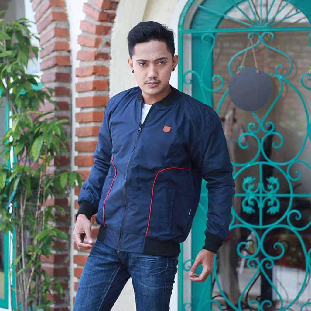 Jaket Bomber Pria Parasut / Jaket Motor Cowok Bahan Taslan Anti Air