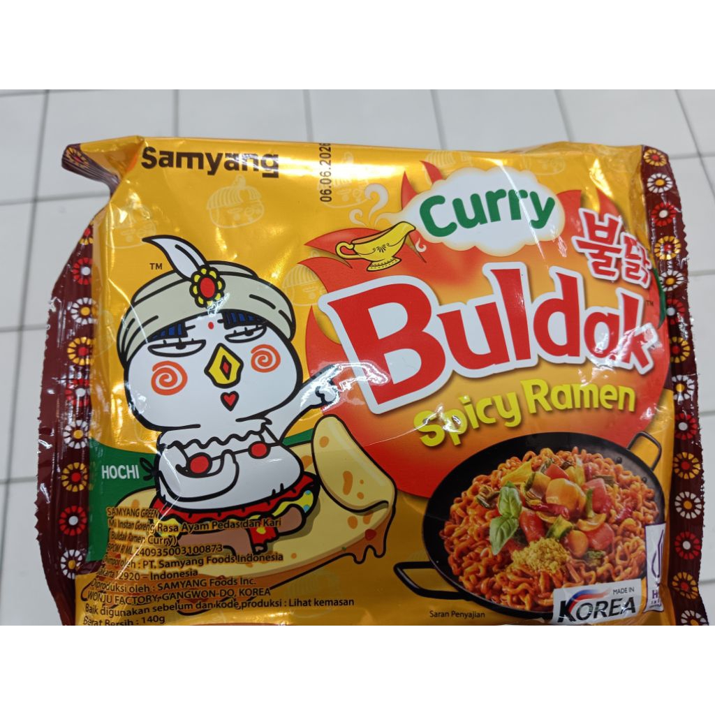 

SAMYANG CURRY BULDAK SPICY RAMEN 145G