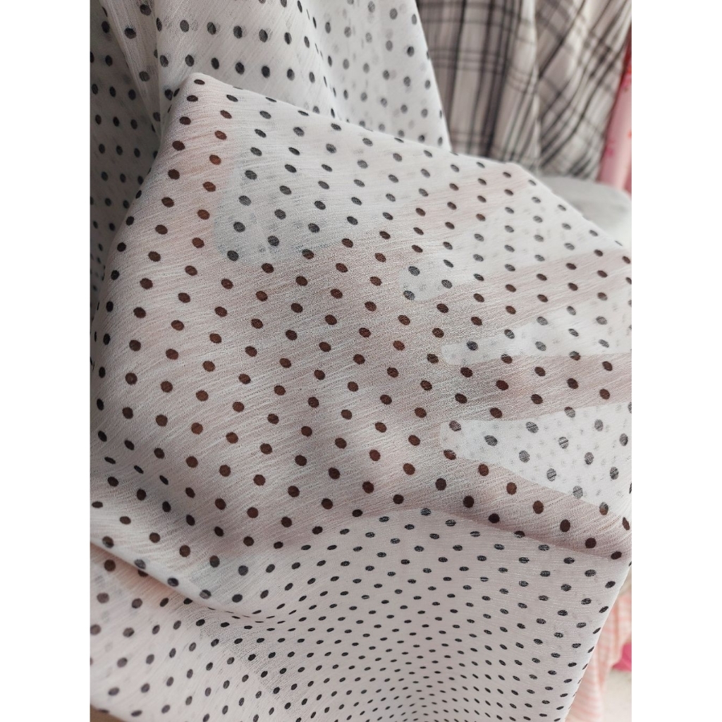 kain sifon yoryu motif Halus lembut 150cm - kain sifon sutra premium -kain sifon yoryu motif( hitam)