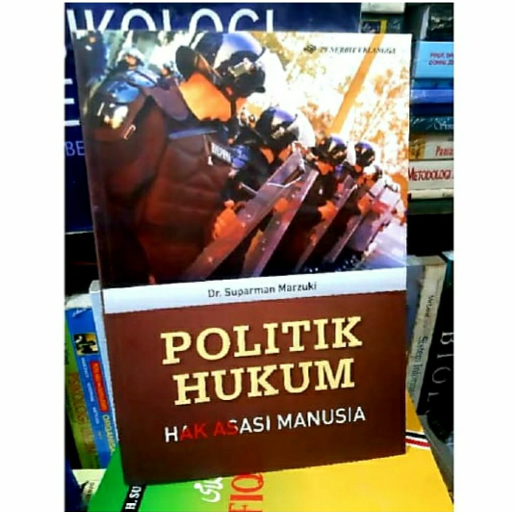 Buku Politik Hukum Hak Asasi Manusia (Suparman Marzuki)