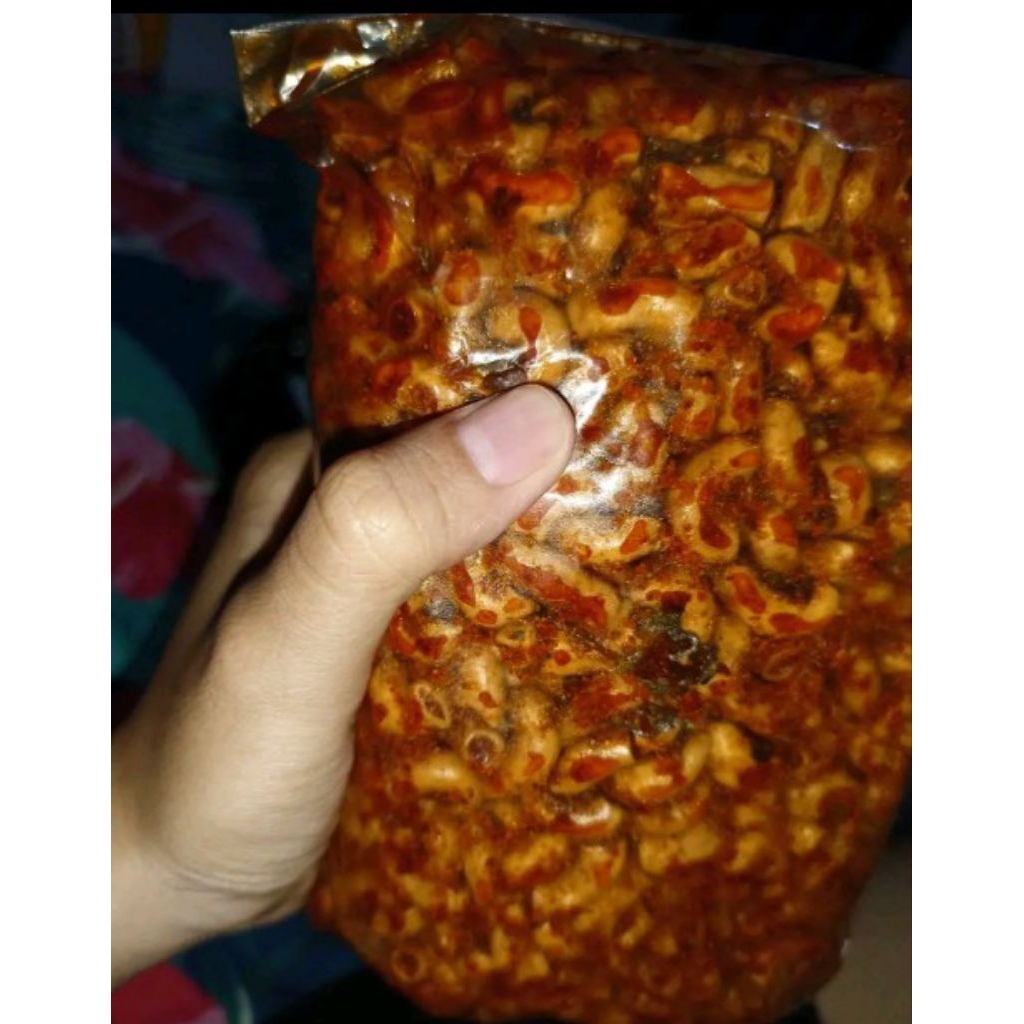 

makroni pedass daun jeruk//markroni pedas