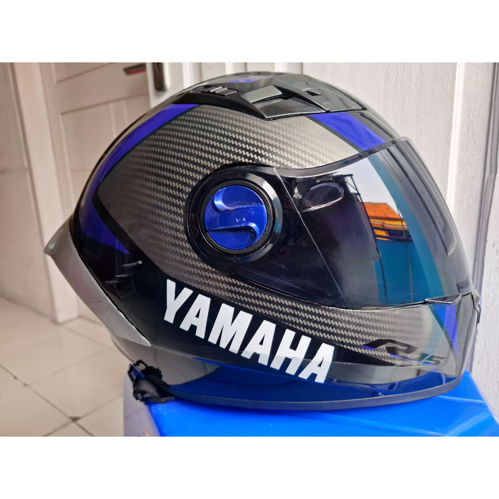 HELM YAMAHA BAWAAN YAMAHA R15 V4