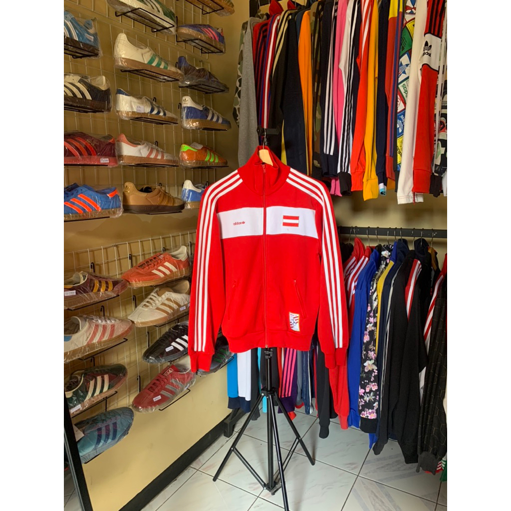 Tracktop adidas austria euro