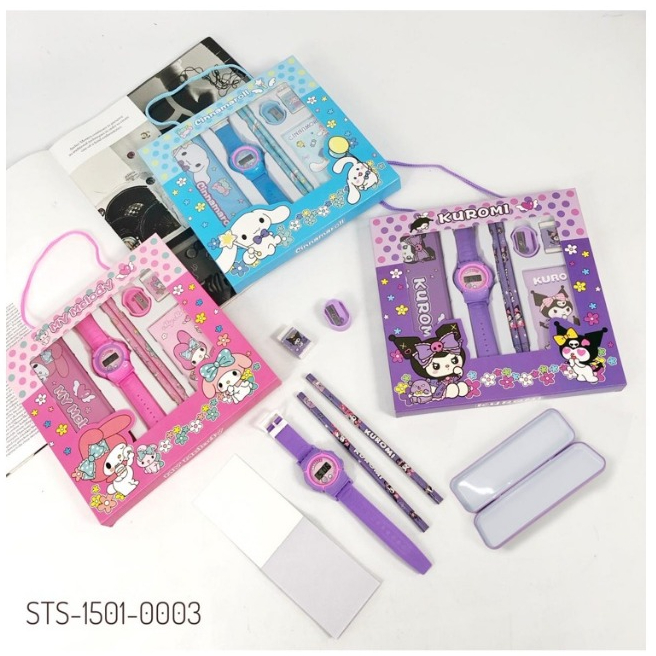 

STATIONERY SET 7IN1 DENGAN JAM TANGAN SANRIO KUROMI ALAT TULIS SEKOLAH BISA UNTUK KADO FREE BUNGKUS