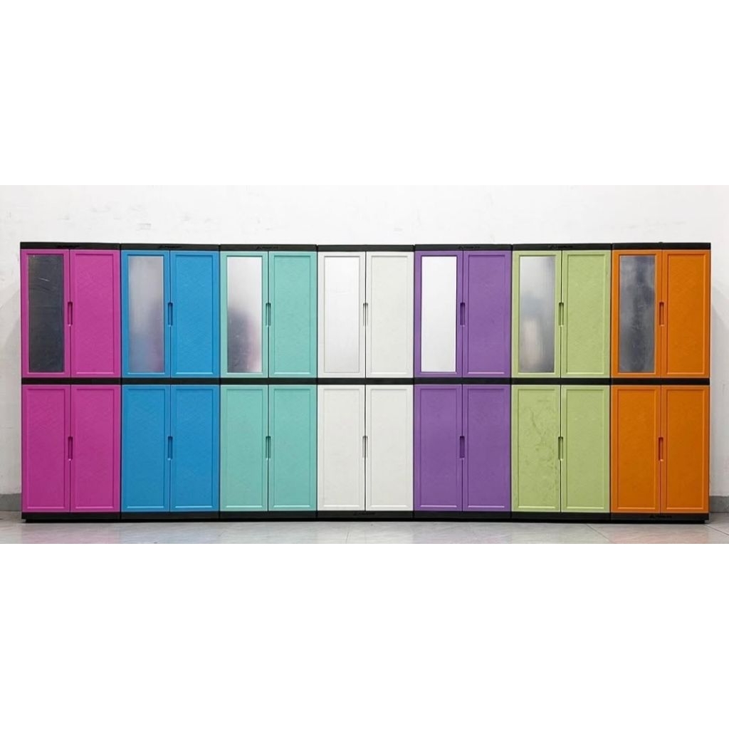 Lemari Plastik 4 susun + Kaca  PONTIANAK