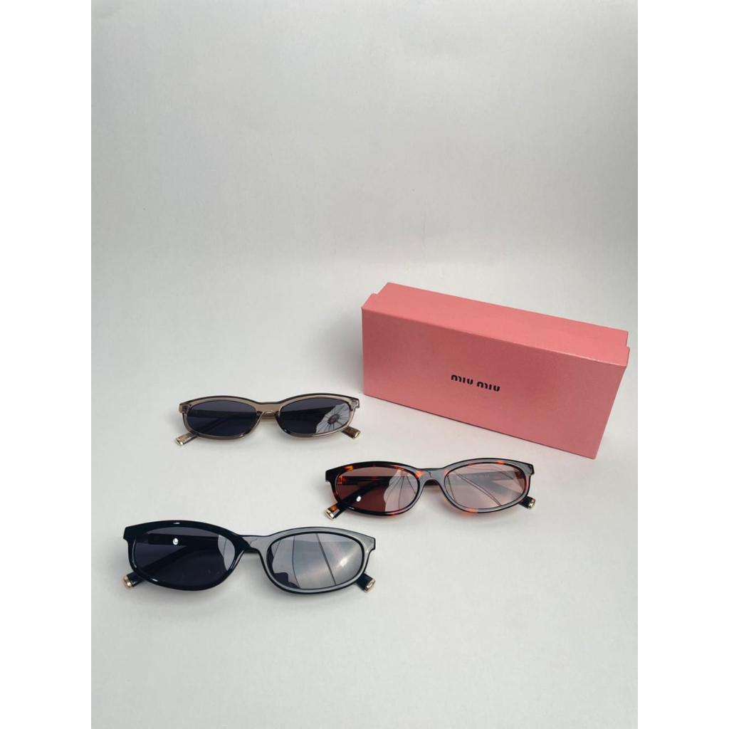 Miumiu Regard Frame Kacamata Hitam Polarized Sunglasses Eyewear Pria Wanita