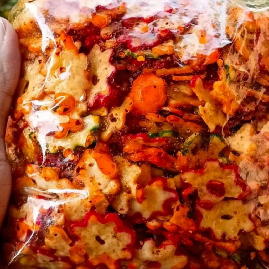 

sebring kerupuk bintang kriuk pedas daun jeruk 1 kg