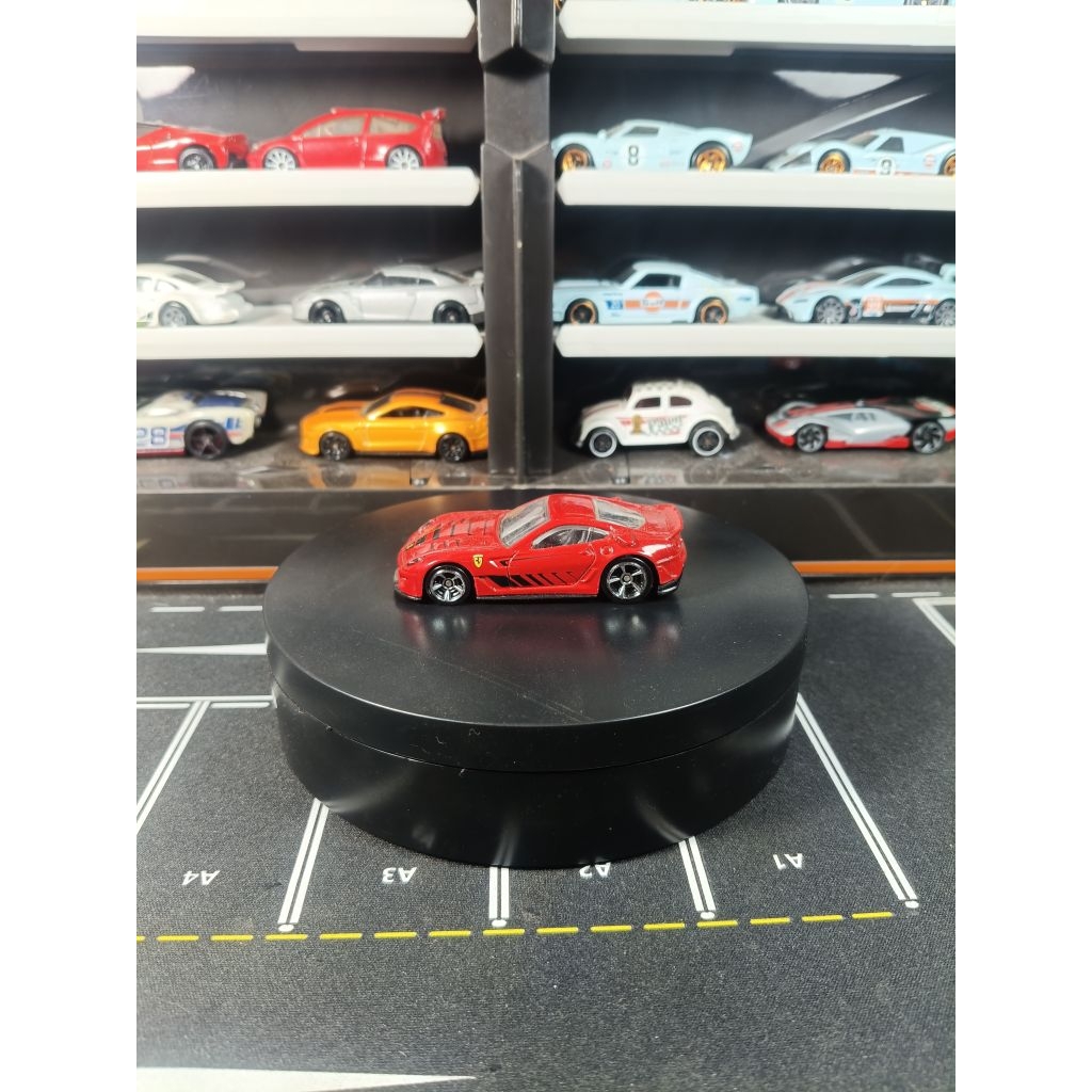 hot wheels ferrari 599xx merah loose