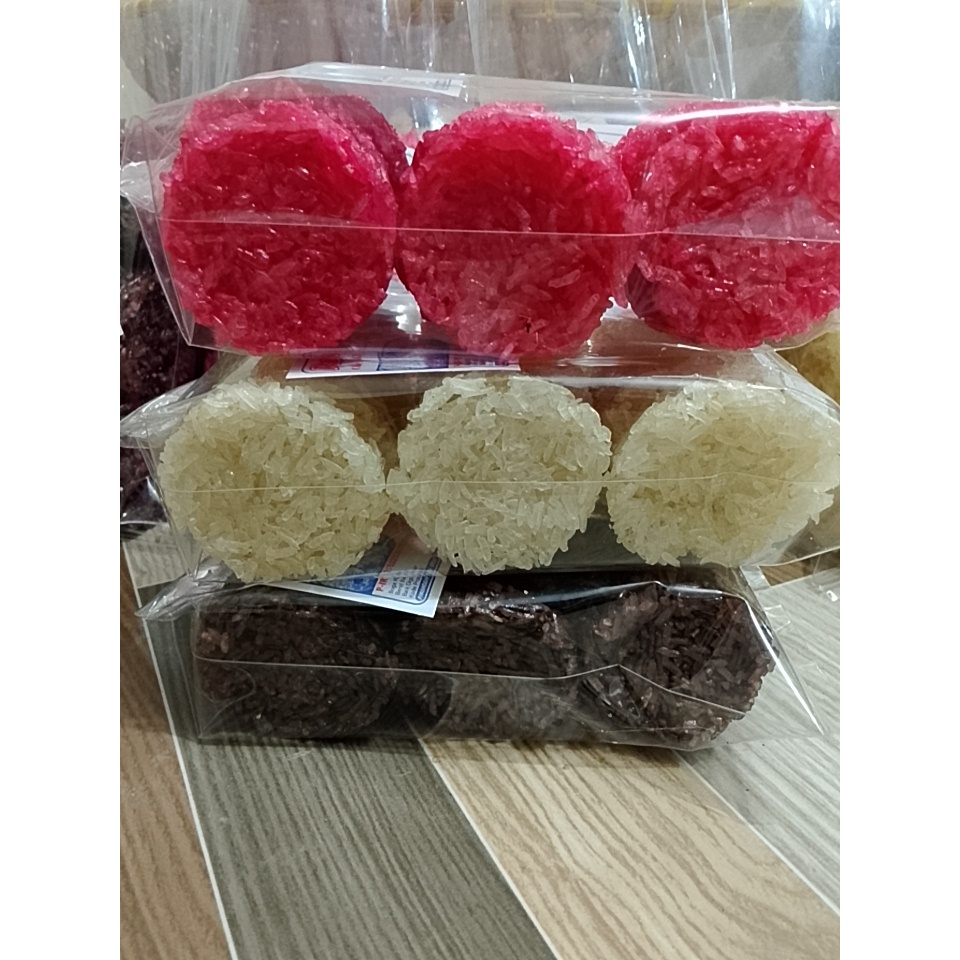 

Rengginang mentah beras ketan makanan tradisional cemilan khas jawa barat kerupuk beras ketan