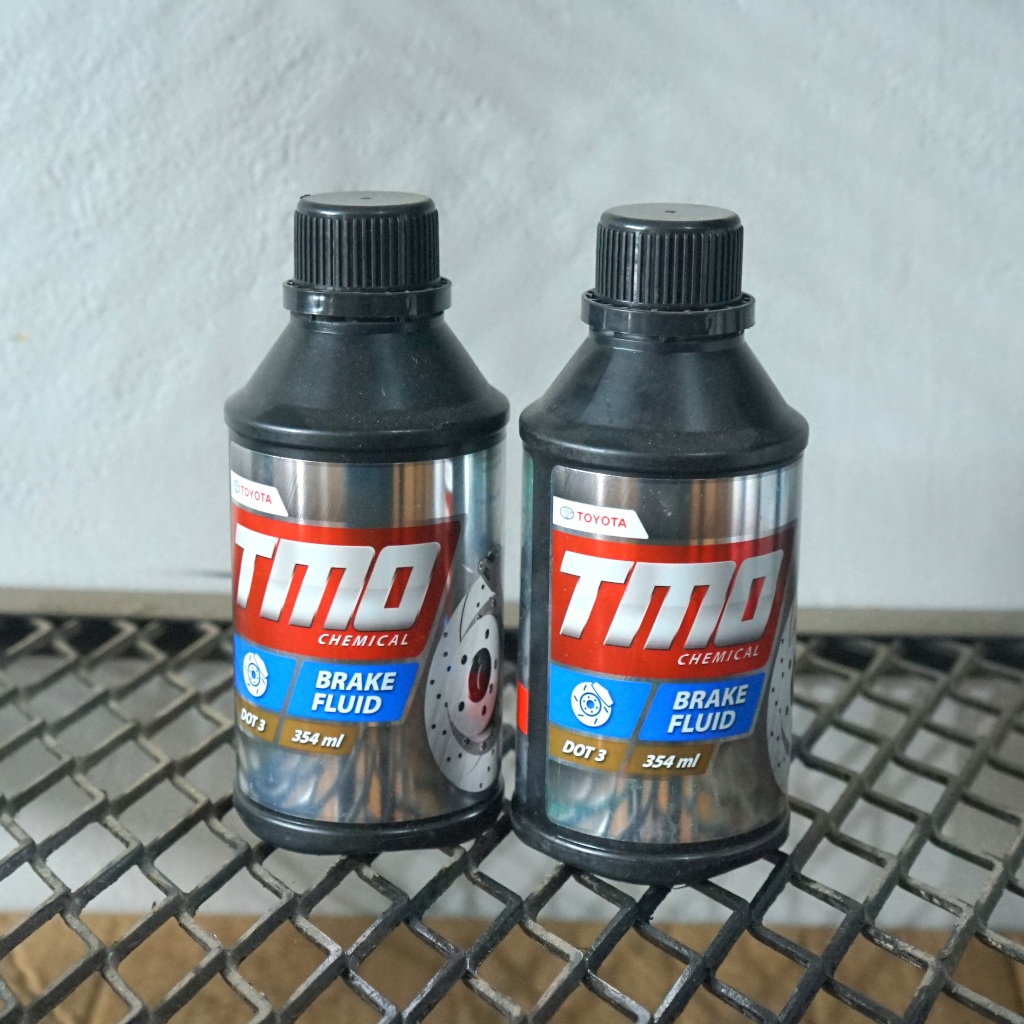 Minyak Rem TOYOTA BRAKE FLUID TMO DOT 3