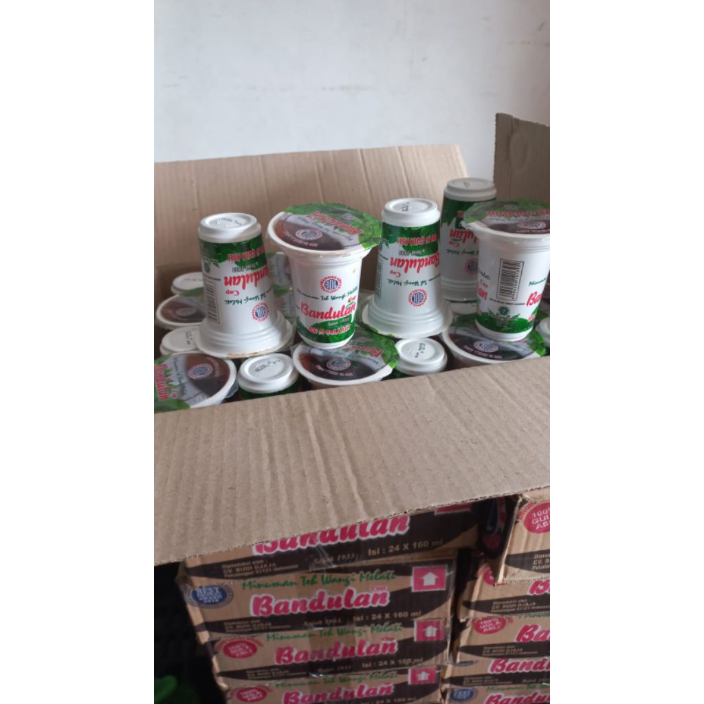 

Teh BANDULAN kemasan gelas volume 160 ml per karton isi 24 gelas