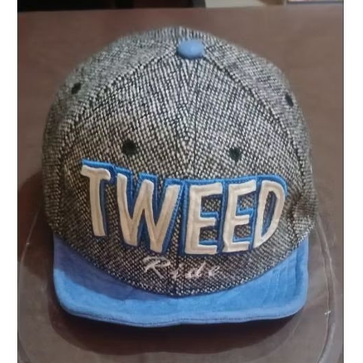 topi sepeda visor pendek Tweed.