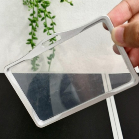 

[Preloved] Aluminium Metallic ID Card Holder