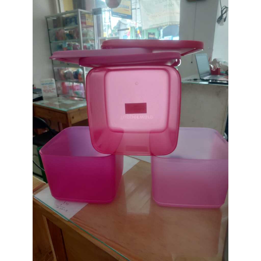 Medium Tropical Fiesta Tupperware