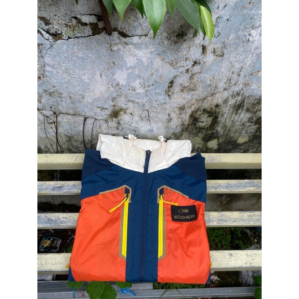 Jaket Outdoor Eider