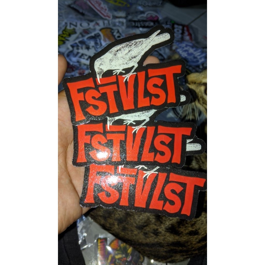 

STICKER VYNIL FSTVLST LAMINASI GLOSSY TAHAN AIR BAND
