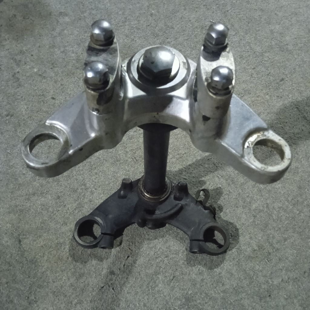 Segitiga Suzuki A100 Original