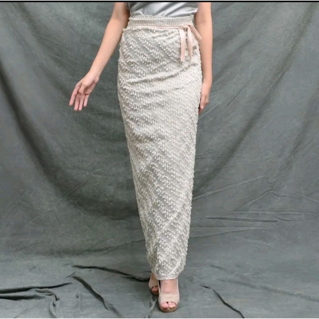 rok tenun bulu lilit