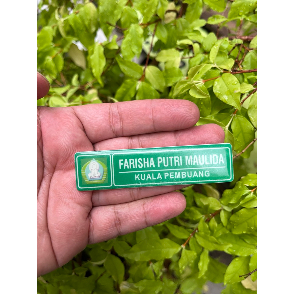 

Nama Dada Name Tag buat anak sekolah kantor dll