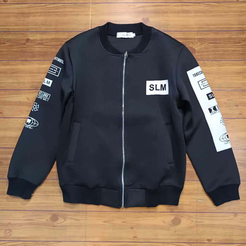 Jaket Bomber Second Hitam size M