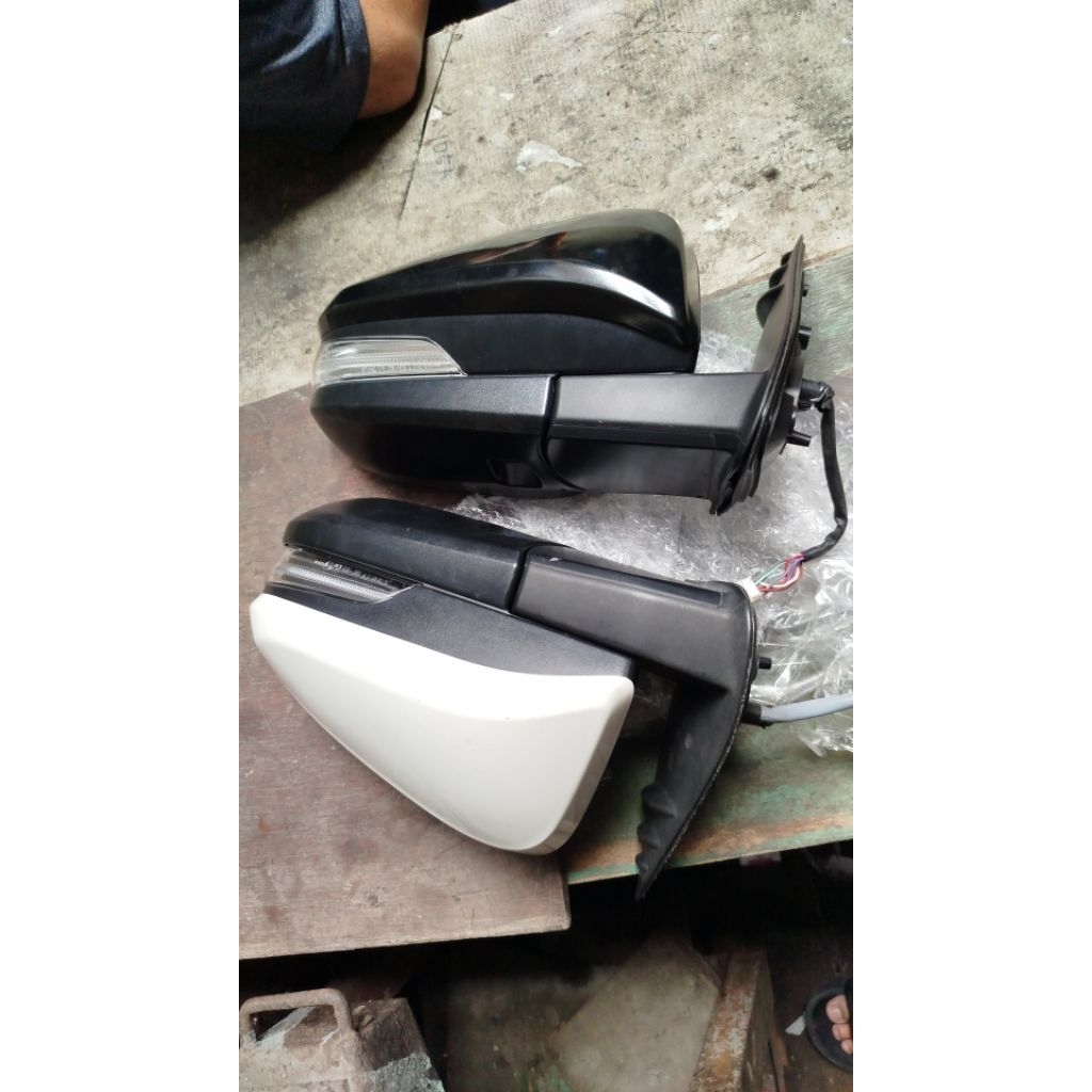 SPION TOYOTA FORTUNER VRZ THN 2017-2019 ORIGINAL/HILUX , SPION HILUX/ FORTUNER