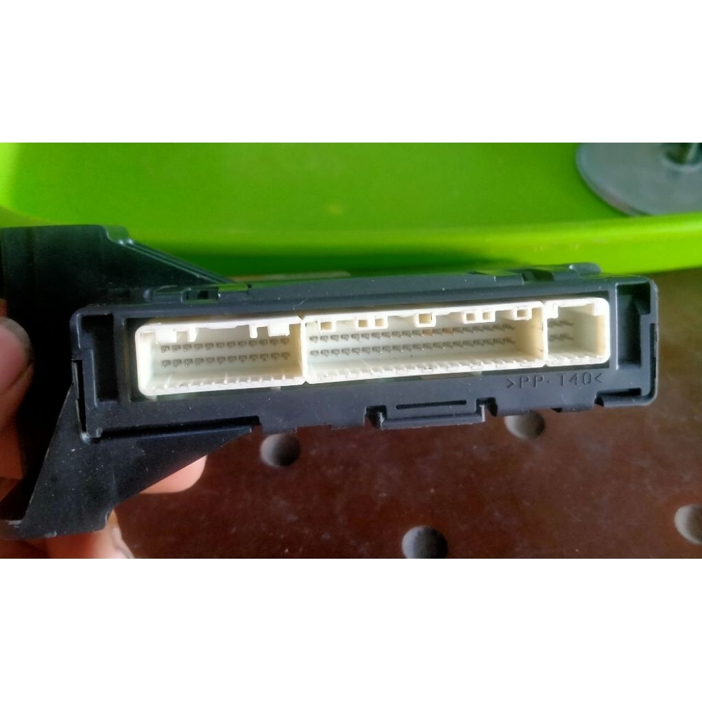 modul Amplifier ac altis 2009 kebawah