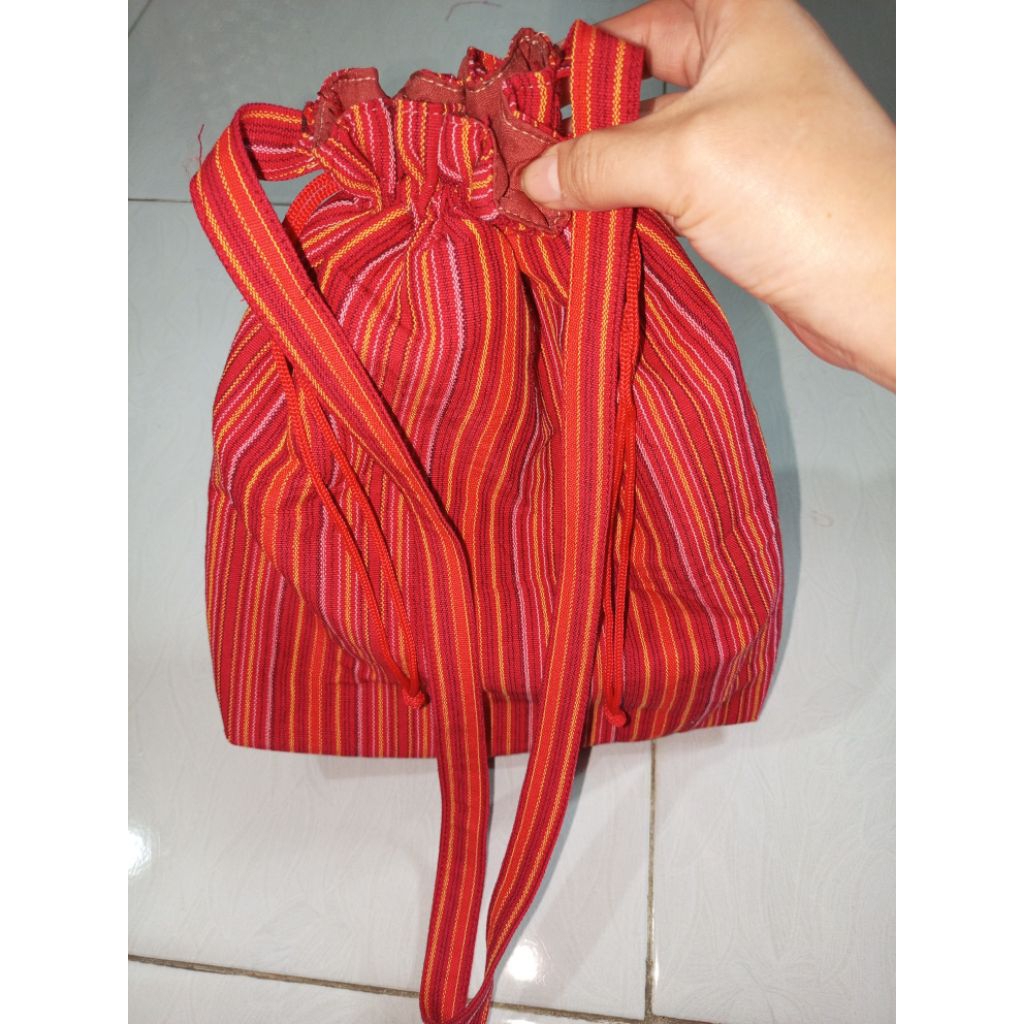 Sepu' Tenun /Tas Tenun Garis2 Toraja