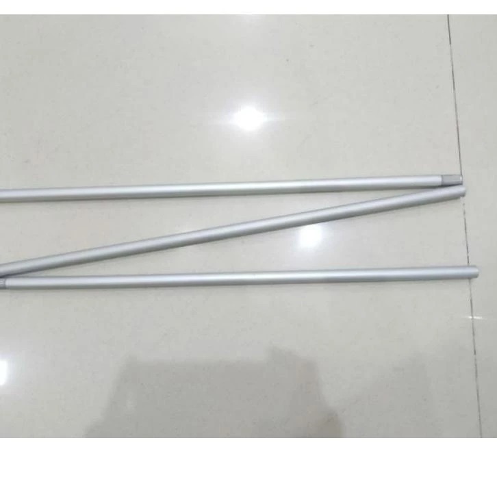 Tiang roll up banner tinggi 205cm