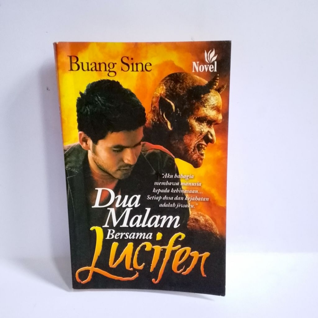 Novel Dua Malam Bersama Lucifer