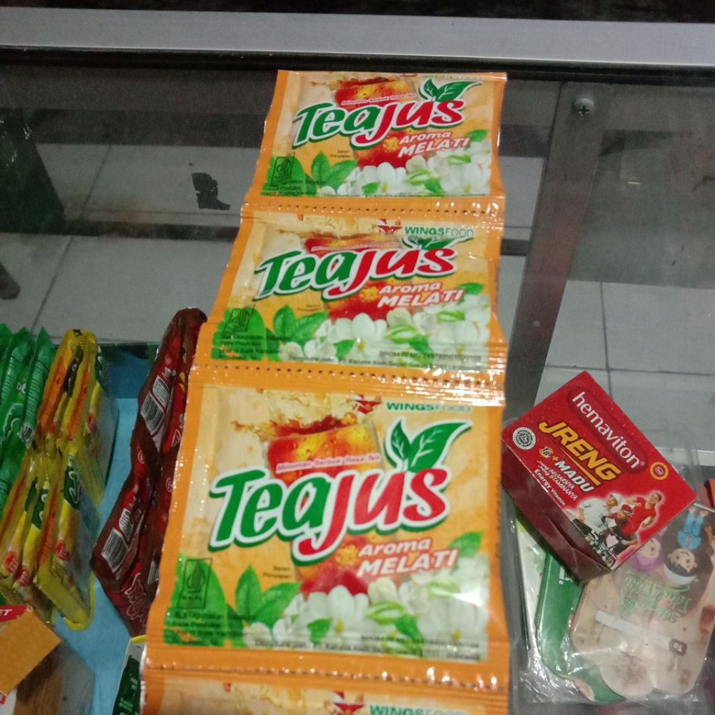 

tea jus aroma melati 1 renteng isi 10 sachet
