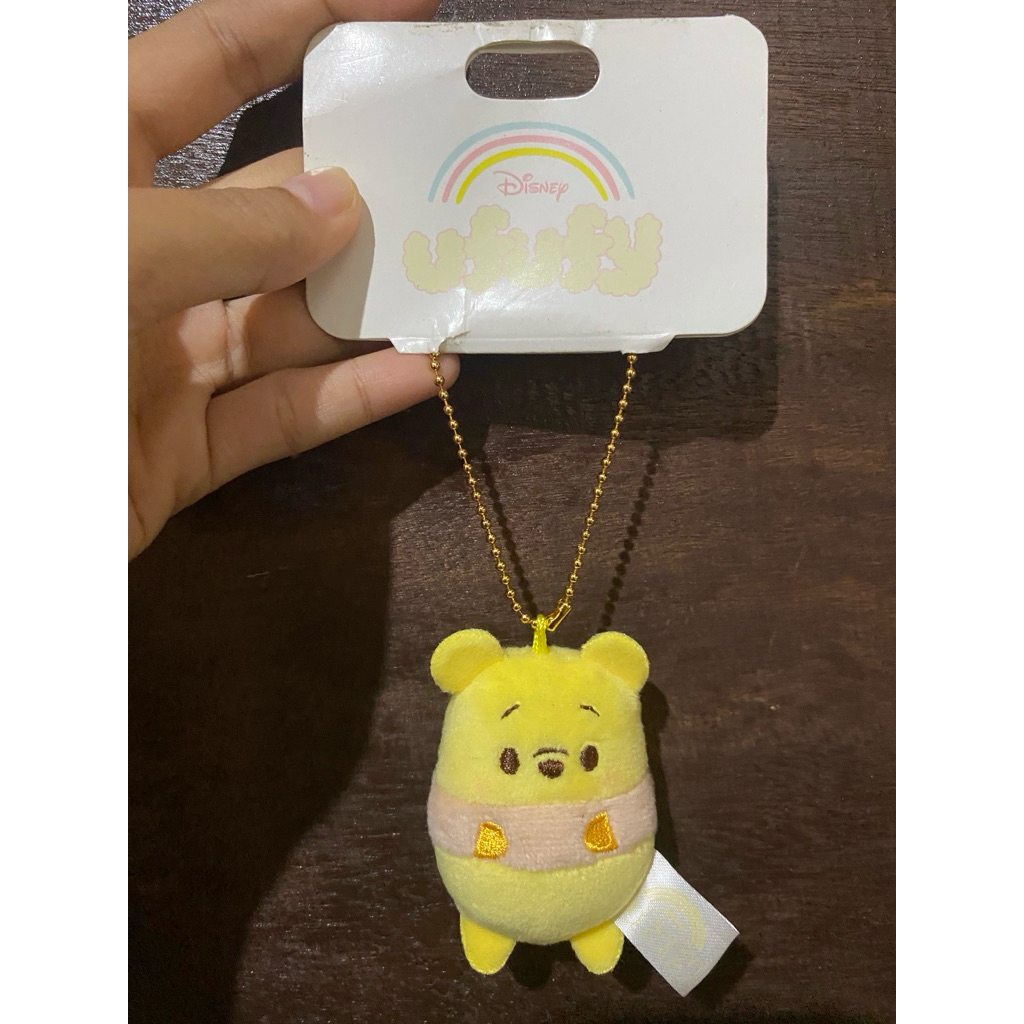 gantungan kunci winnie the pooh ufufy original Disney // ganci winnie the pooh ufufy original Diney 