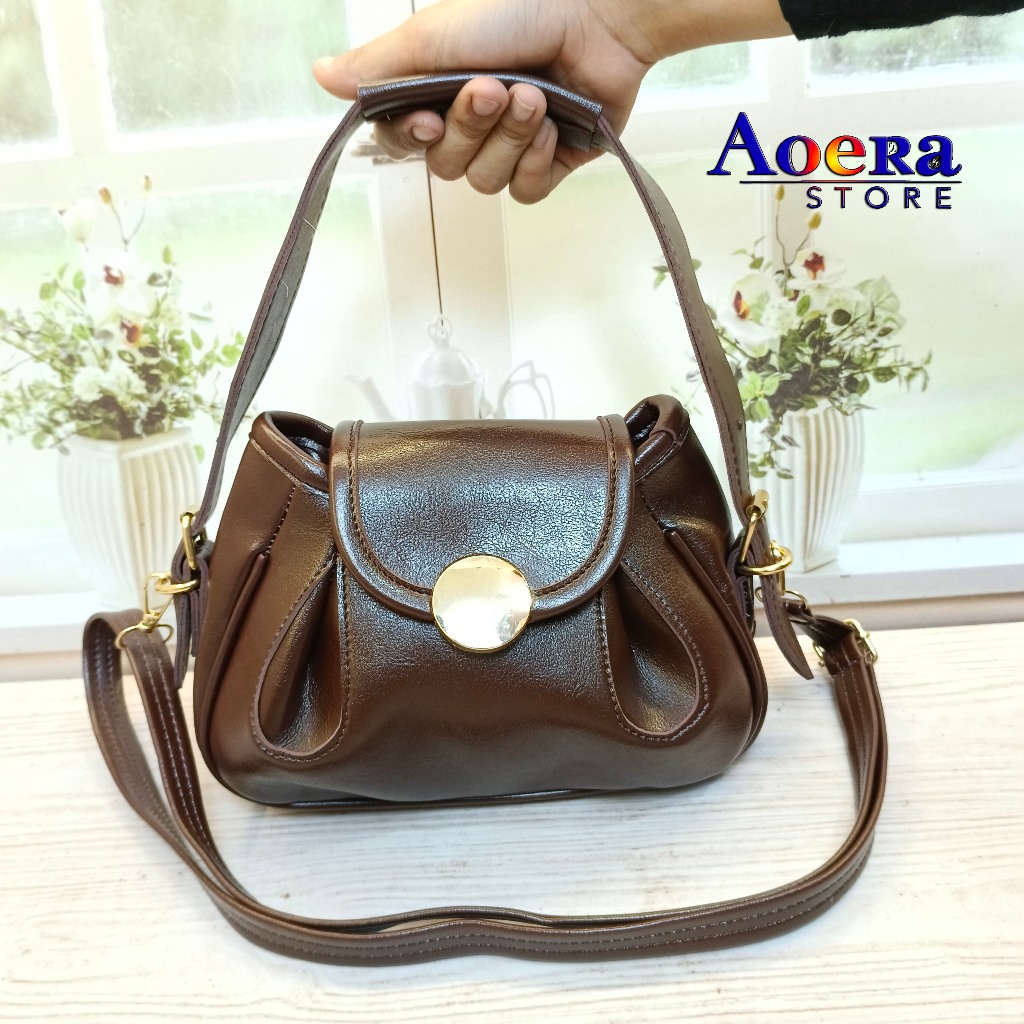 Aoera Store ,VIVANA bag polos ,Tas wanita Terbaru /tas selempang wanita Kekinian  viral  tas cewek ,