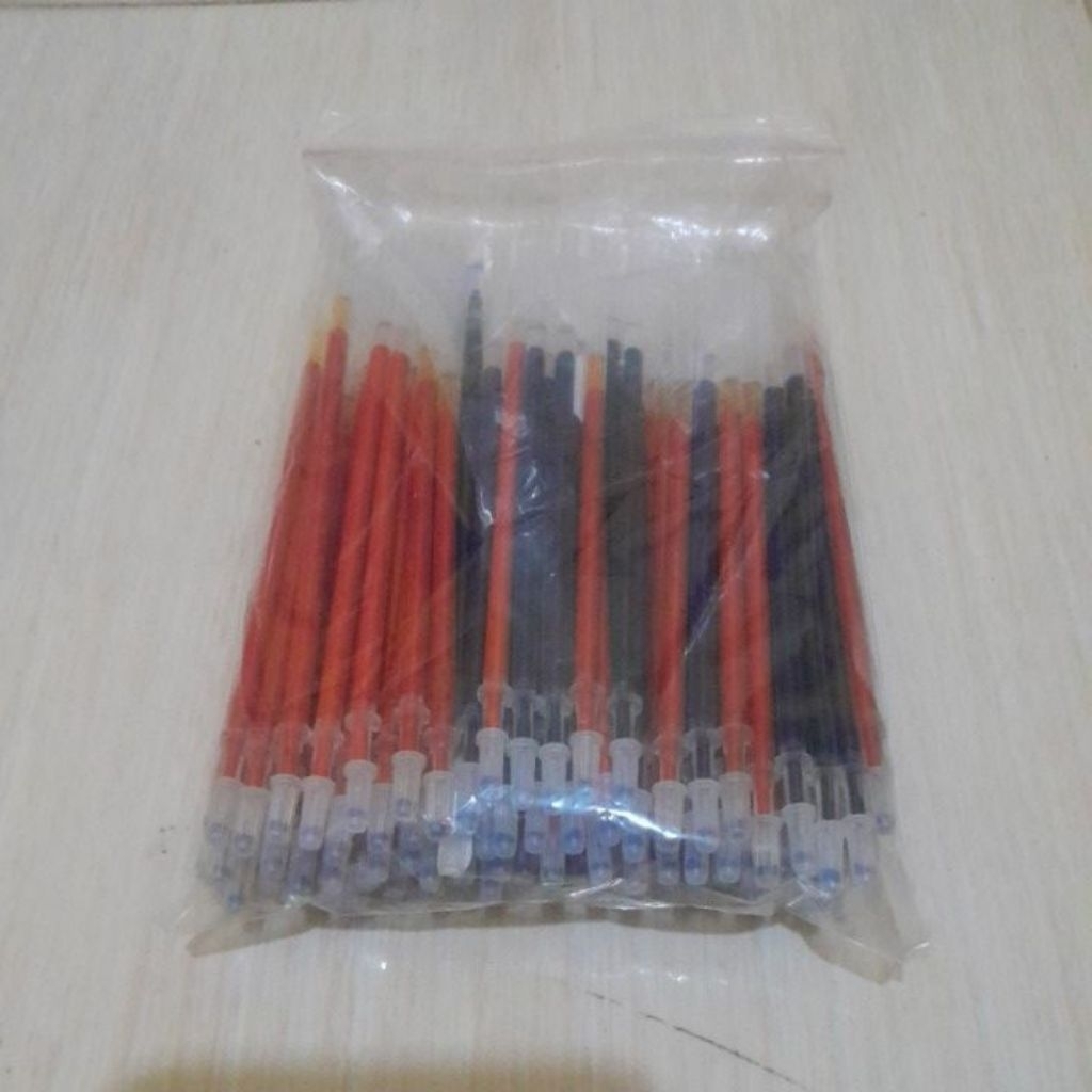 

1 pcs Tinta pulpen pena gel pulpen refil 0,5mm alat tulis refil