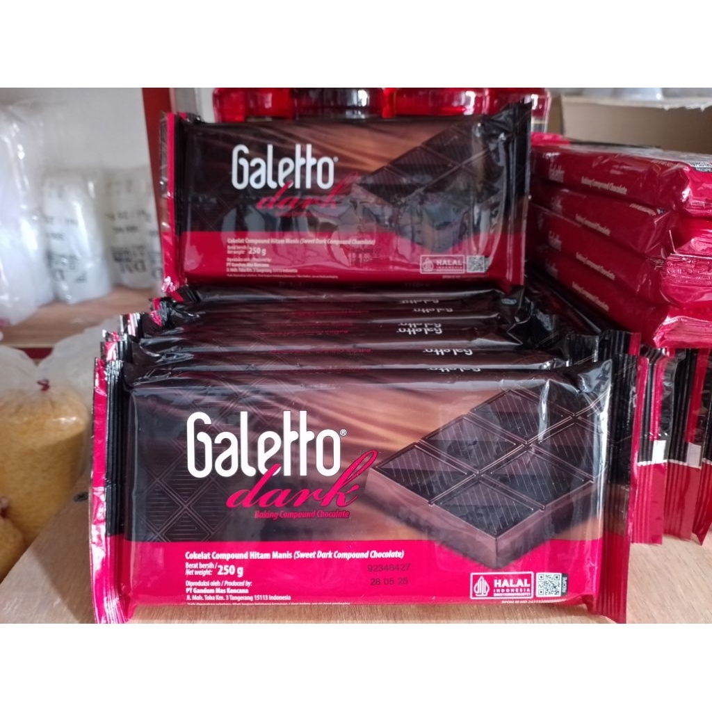 

Coklat batang Galetto Dark coklat 250gr