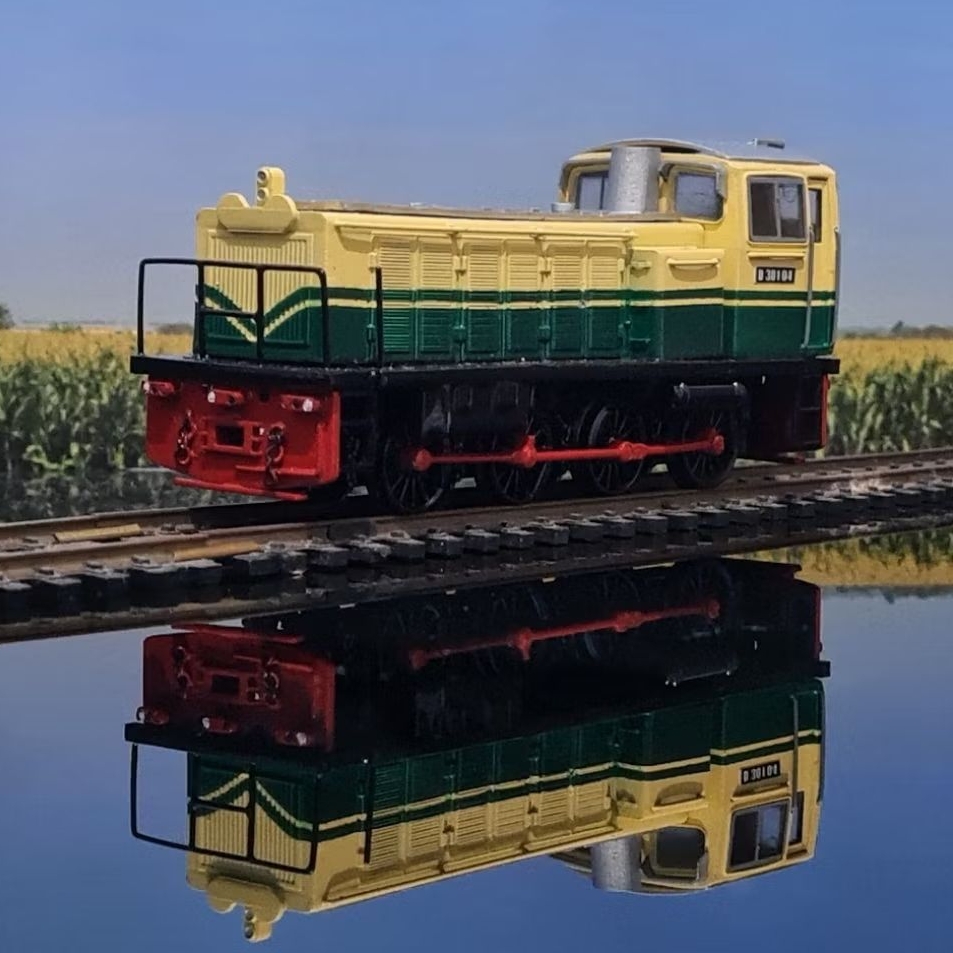 Miniatur Kereta Api Model - Lokomotif D 301 Livery Vintage PJKA - Dummy tanpa mesin Skala 1:87 HO (S