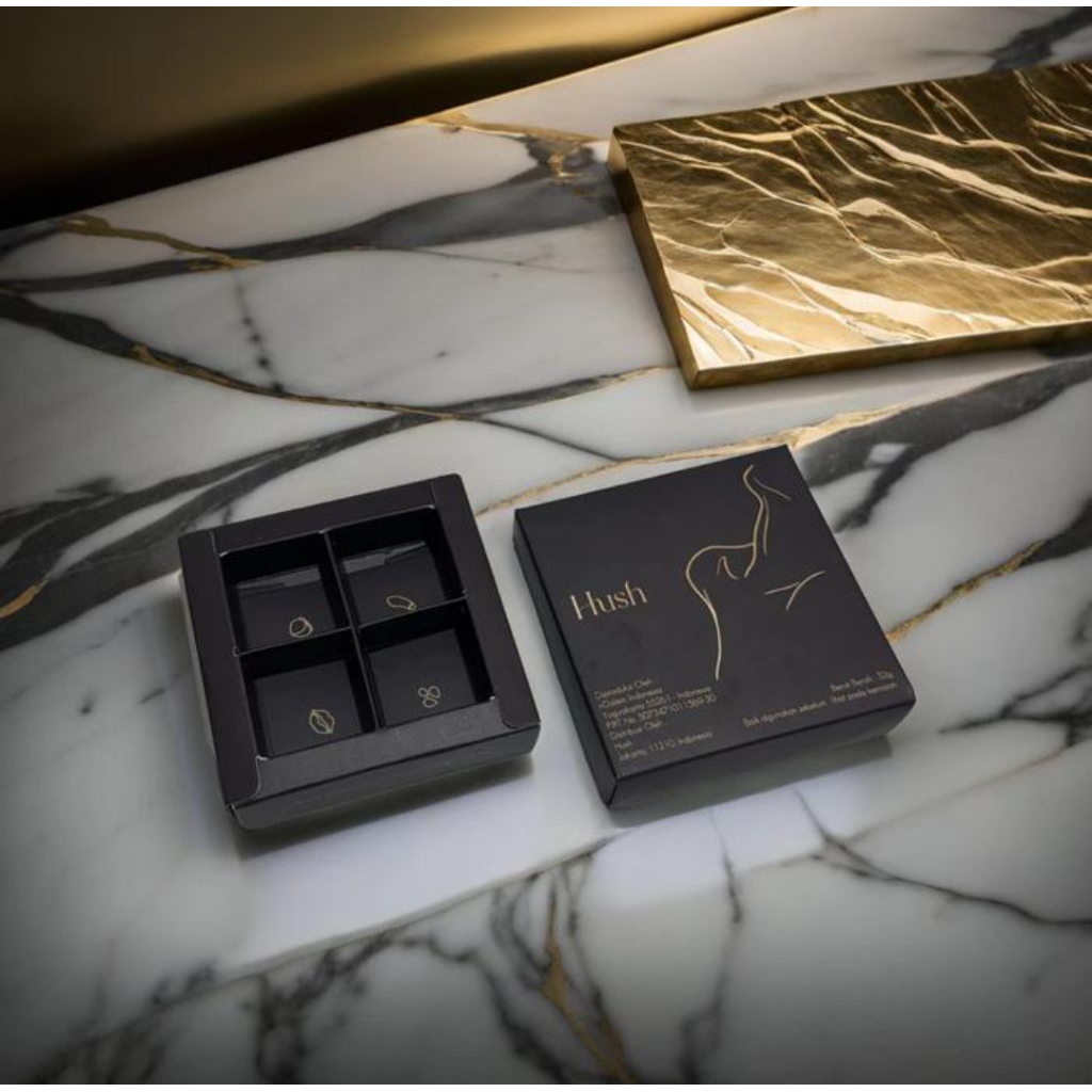 

Promo Hush Chocolate Dark Chocolate For Cuople 32 Gram 1 Box 4Pcs Viral