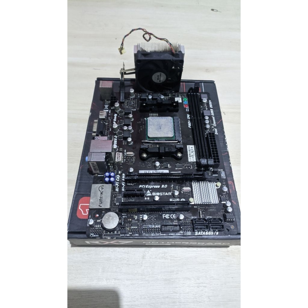 Motherboard FM2 Plus + Processor AMD A8 7600 MINUS