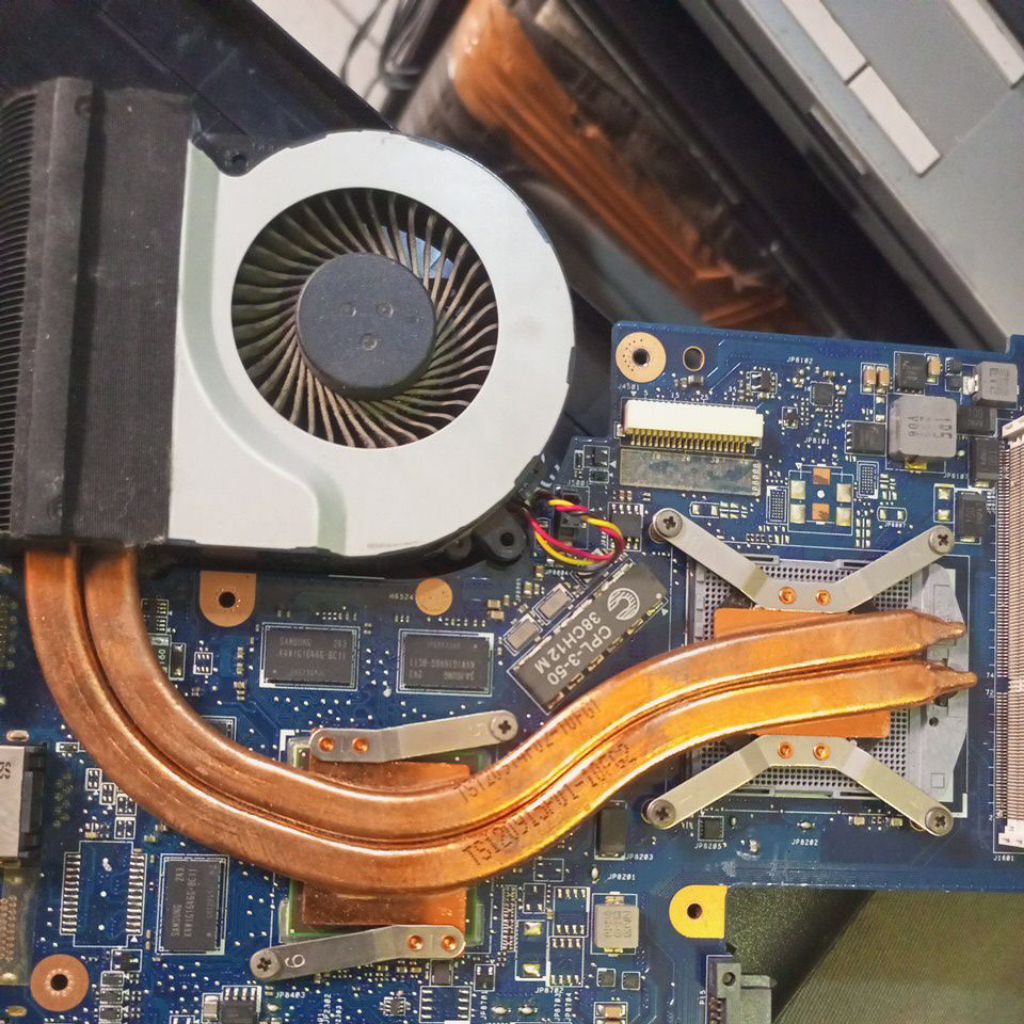 fan heatshink Laptop Toshiba c850