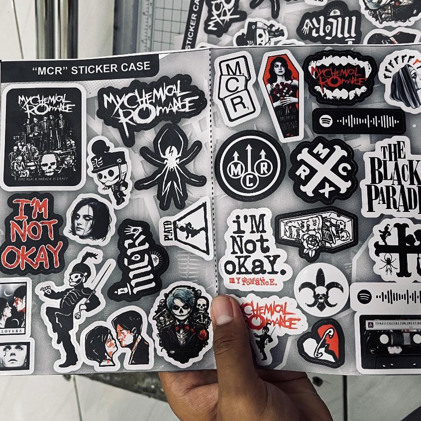 

Stiker Band My Chemical Romace 28 Pcs Sticker Band Rock MCR Anti Luntur Stiker sudah terpotong