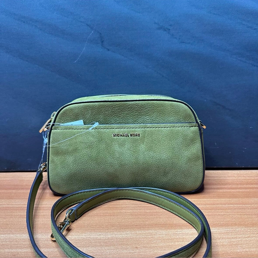 MK Jet Set sling bag Hijau