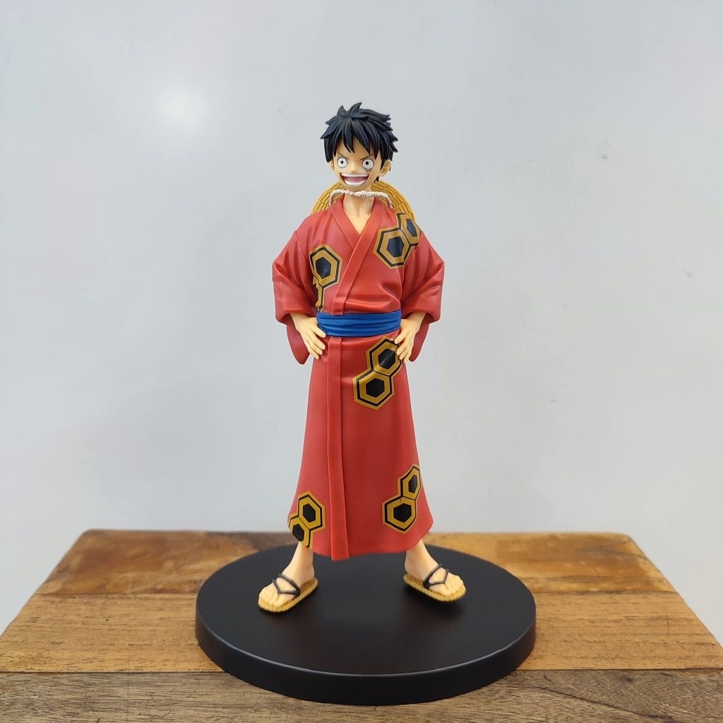 Mainan static figureMonkey D. Luffy DXF figure from The Grandline Series - Wano Country - Yukata Ver