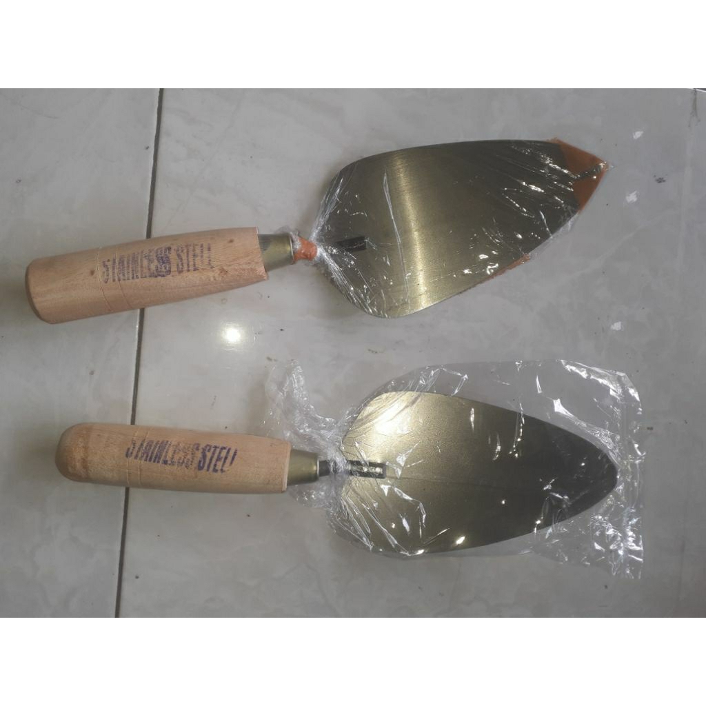 alat pertukangan(cetok).bangunan