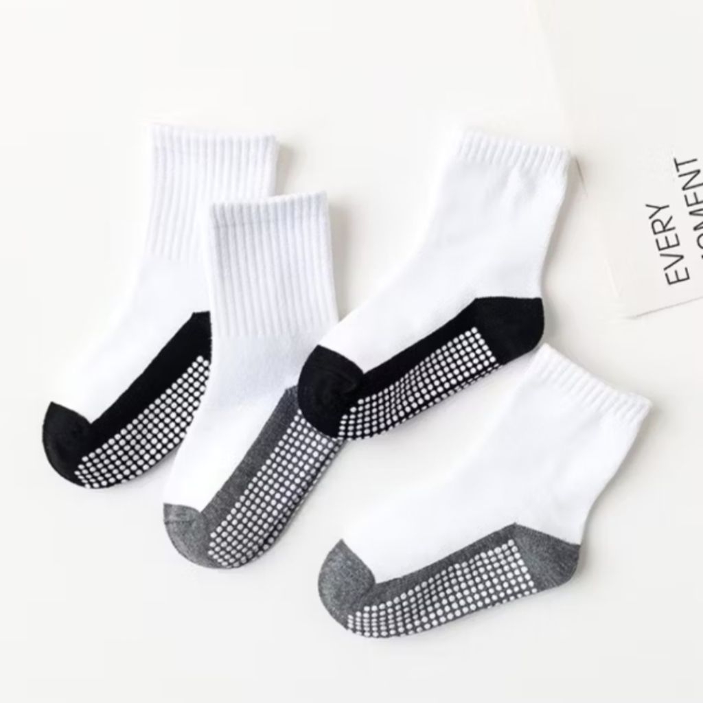 Family Socks - Kaos Kaki Anak TK SD SMP SMA Anti Slip Katun Import Tebal By Minliu