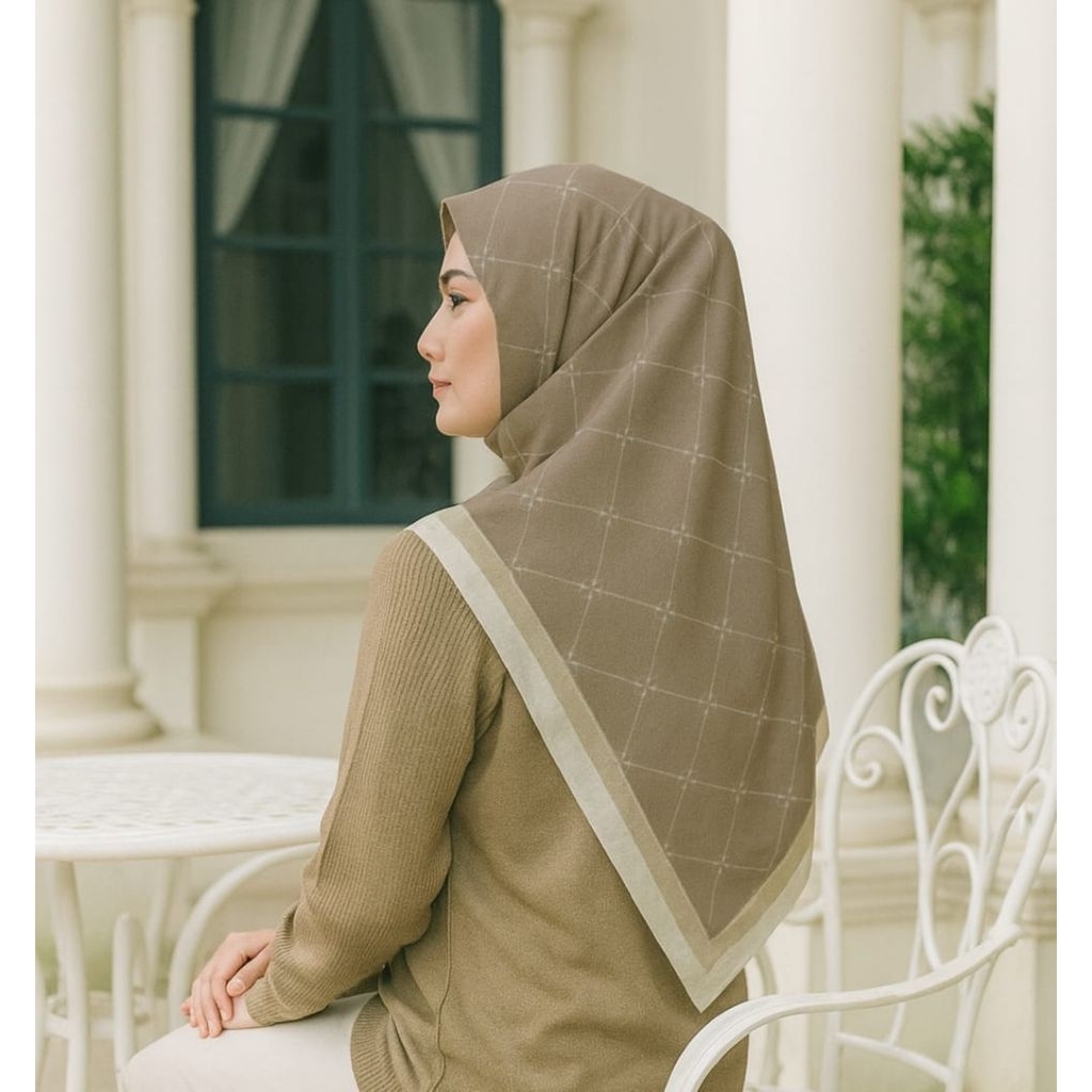 OBRAL TERLARIS NINAOO COKLAT / KERUDUNG SEGI EMPAT / JILBAB INSTAN / HIJAB TERBARU TERMURAH KEKINIAN