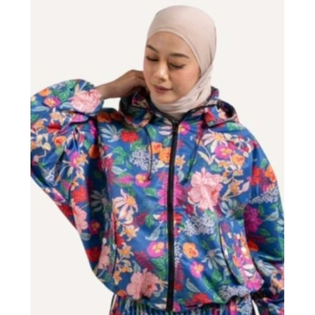 Nadjani Milka Blue JFW (350 K)